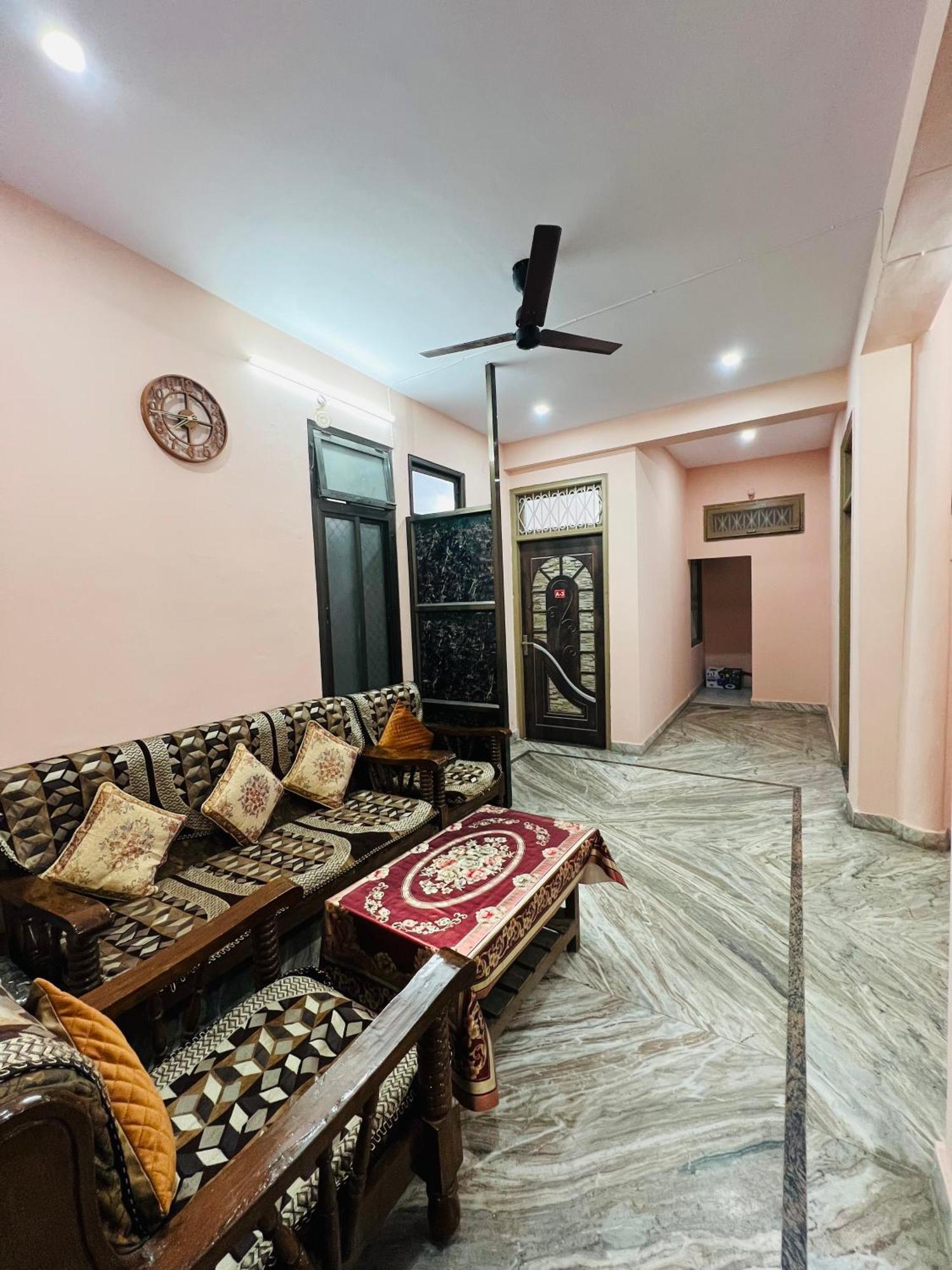 Annapurna Homestays พาราณสี ภายนอก รูปภาพ